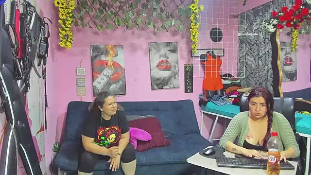 lesbiancuple online show from May 2026 01:56:02 AM