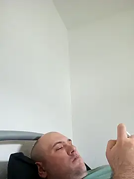 mario890605 online show from February 2026 10:56:02 AM