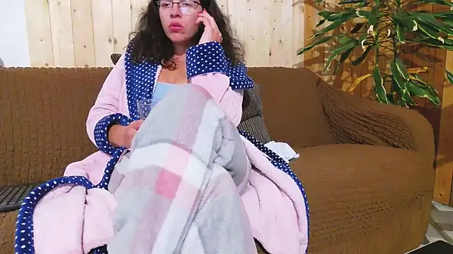 Snapshot of SquirtyMellissaLabia chatting on November 2025 05:50:01 PM SquirtyMellissaLabia online show from November 2025 05:50:01 PM