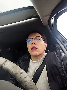 Snapshot of SquirtyMellissaLabia chatting on October 2025 08:48:01 AM SquirtyMellissaLabia online show from October 2025 08:48:01 AM