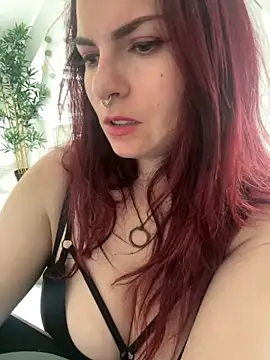 Snapshot of LunaMoongirl chatting on September 2025 04:12:02 PM LunaMoongirl online show from September 2025 04:12:02 PM