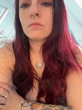 Snapshot of LunaMoongirl chatting on January 2026 09:05:01 AM LunaMoongirl online show from January 2026 09:05:01 AM