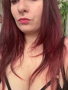 Snapshot of LunaMoongirl chatting on March 2025 02:33:02 PM LunaMoongirl online show from March 2025 02:33:02 PM