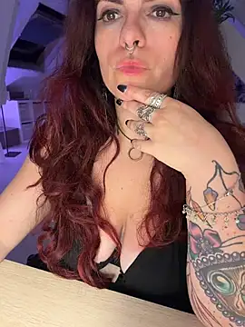 LunaMoongirl online show from July 2026 08:53:01 PM