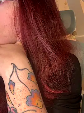 Snapshot of LunaMoongirl chatting on November 2025 05:46:05 PM LunaMoongirl online show from November 2025 05:46:05 PM