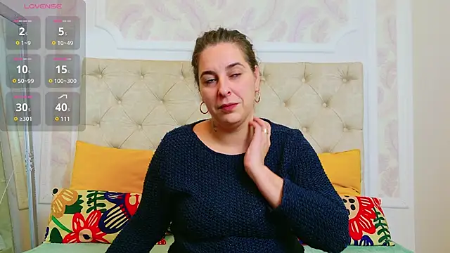 KarinaNoir online show from October 2025 02:54:01 AM