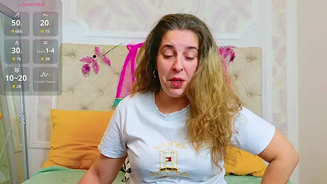 KarinaNoir online show from November 2025 05:03:01 AM