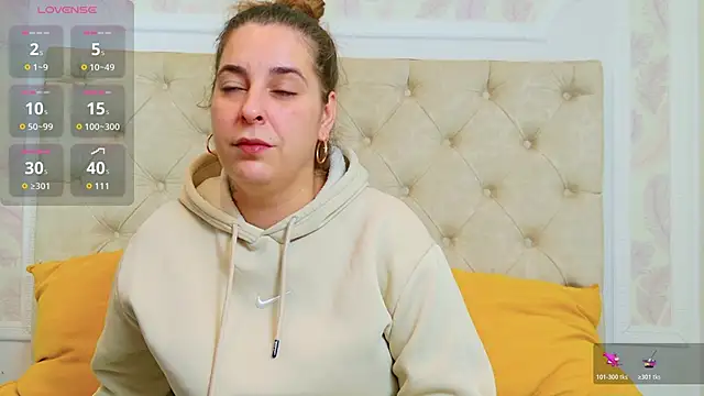 KarinaNoir online show from November 2025 03:43:01 AM