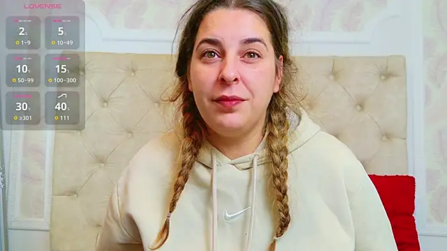 KarinaNoir online show from October 2025 04:05:02 AM