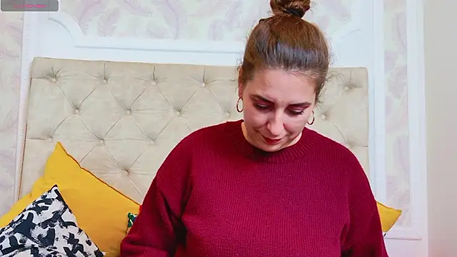 KarinaNoir online show from March 2026 05:00:01 AM