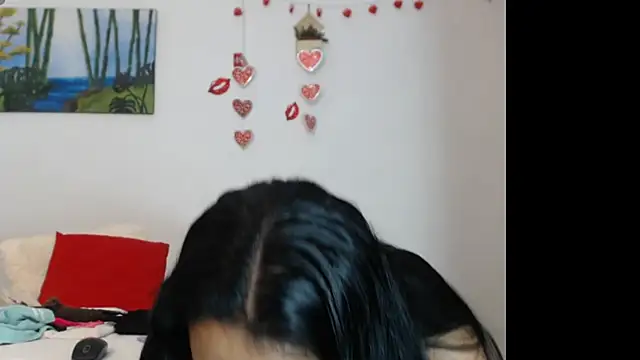 Snapshot of Dulce_Anita chatting on February 2025 04:35:02 AM Dulce Anita online show from February 2025 04:35:02 AM