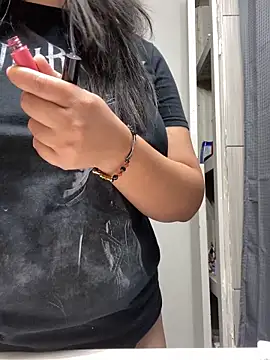 AriannaPena online show from September 2025 09:58:01 PM