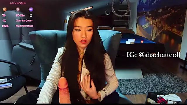 shachatteof online show from November 2025 09:46:02 AM