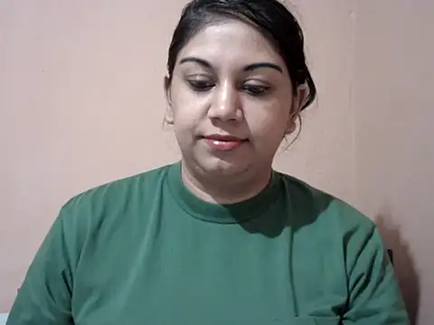 bellachow10 online show from May 2026 07:34:01 AM