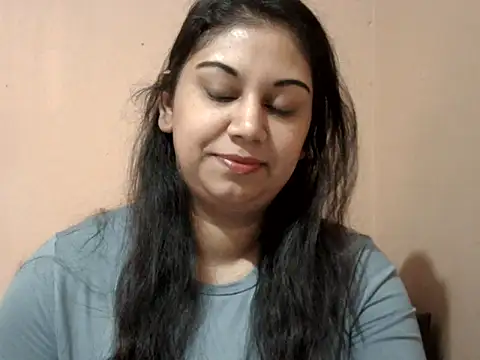bellachow10 online show from June 2026 06:02:01 AM