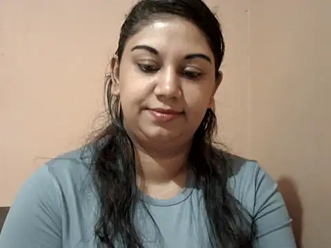 bellachow10 online show from May 2026 06:08:01 AM