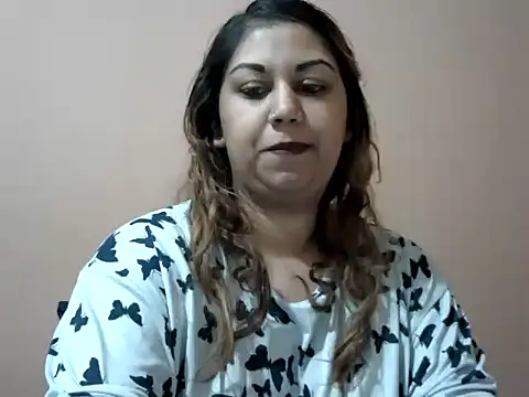 bellachow10 online show from October 2025 06:34:02 AM