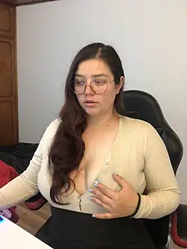 kayortiiz online show from March 2026 08:54:02 PM