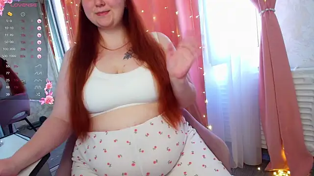 Snapshot of Mia_Bows chatting on July 2026 09:38:02 AM Mia Bows online show from July 2026 09:38:02 AM