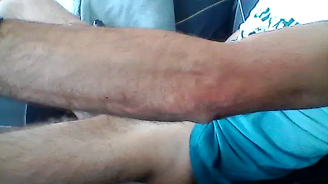 mickzizi online show from April 2026 08:18:01 AM