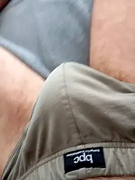 mickzizi online show from December 2024 10:28:01 AM