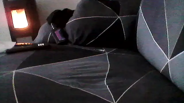 mickzizi online show from December 2025 09:58:01 AM