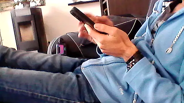 mickzizi online show from October 2025 07:43:02 AM