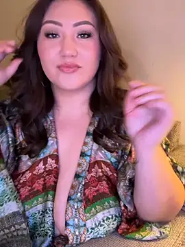 RosieDixx online show from April 2026 05:14:01 AM