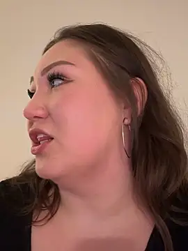 RosieDixx online show from November 2025 03:43:02 AM