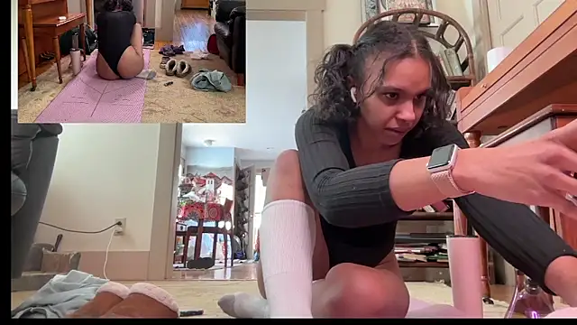 Snapshot of queendab626 chatting on January 2025 02:30:02 PM queendab626 online show from January 2025 02:30:02 PM