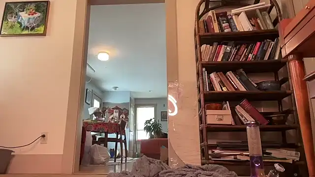 Snapshot of queendab626 chatting on January 2025 02:21:01 PM queendab626 online show from January 2025 02:21:01 PM