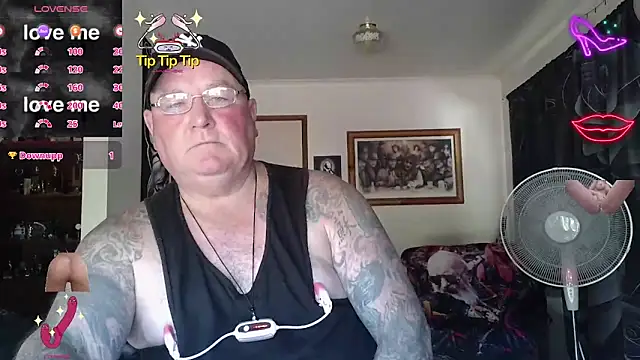 Snapshot of HOTANAL chatting on February 2026 01:18:02 AM HOTANAL online show from February 2026 01:18:02 AM