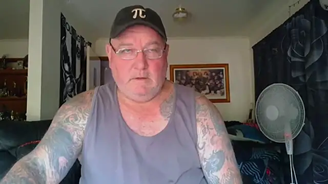 Snapshot of HOTANAL chatting on February 2026 11:01:02 PM HOTANAL online show from February 2026 11:01:02 PM