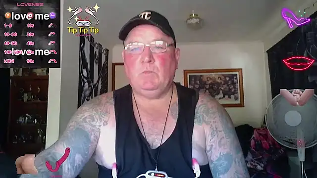 Snapshot of HOTANAL chatting on February 2026 01:26:02 AM HOTANAL online show from February 2026 01:26:02 AM