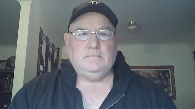 Snapshot of HOTANAL chatting on September 2025 10:49:02 PM HOTANAL online show from September 2025 10:49:02 PM