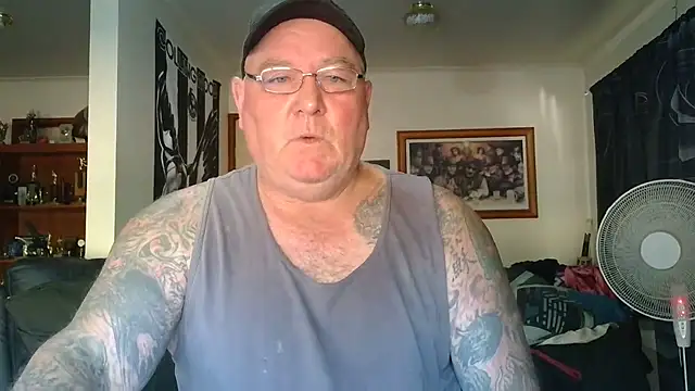 Snapshot of HOTANAL chatting on February 2026 10:42:02 PM HOTANAL online show from February 2026 10:42:02 PM