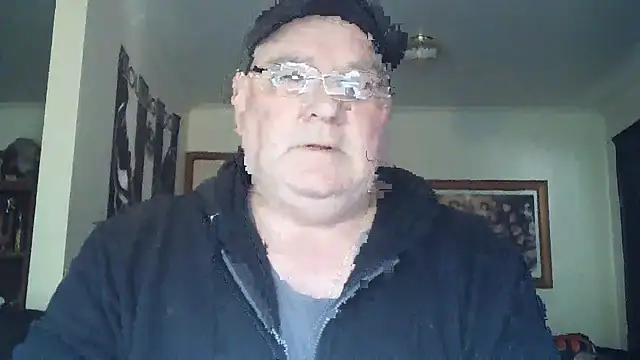 Snapshot of HOTANAL chatting on September 2025 10:48:02 PM HOTANAL online show from September 2025 10:48:02 PM