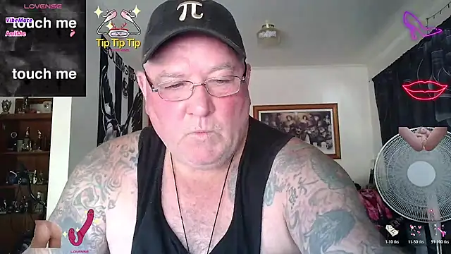 Snapshot of HOTANAL chatting on February 2026 12:32:01 AM HOTANAL online show from February 2026 12:32:01 AM