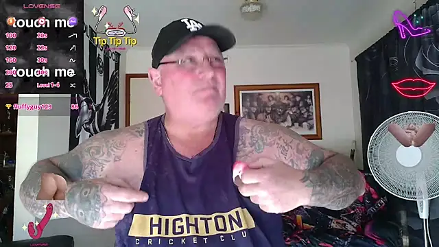 Snapshot of HOTANAL chatting on February 2026 06:26:01 AM HOTANAL online show from February 2026 06:26:01 AM