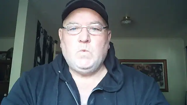 Snapshot of HOTANAL chatting on October 2025 10:30:02 PM HOTANAL online show from October 2025 10:30:02 PM