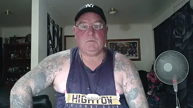 Snapshot of HOTANAL chatting on March 2026 12:22:02 AM HOTANAL online show from March 2026 12:22:02 AM