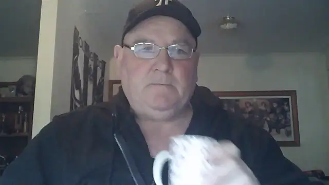Snapshot of HOTANAL chatting on September 2025 10:13:01 PM HOTANAL online show from September 2025 10:13:01 PM