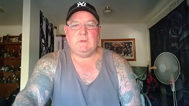 Snapshot of HOTANAL chatting on February 2026 11:27:02 PM HOTANAL online show from February 2026 11:27:02 PM