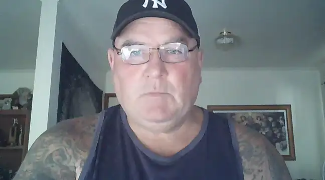 Snapshot of HOTANAL chatting on March 2025 02:03:01 AM HOTANAL online show from March 2025 02:03:01 AM