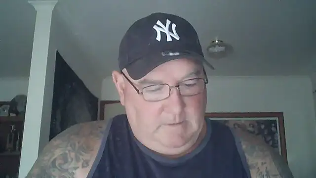 Snapshot of HOTANAL chatting on March 2025 04:29:02 AM HOTANAL online show from March 2025 04:29:02 AM