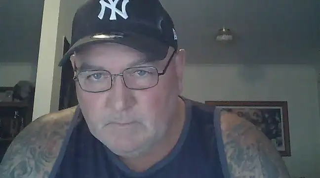 Snapshot of HOTANAL chatting on March 2025 04:18:01 AM HOTANAL online show from March 2025 04:18:01 AM