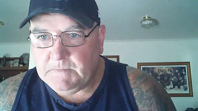 Snapshot of HOTANAL chatting on March 2025 04:32:02 AM HOTANAL online show from March 2025 04:32:02 AM