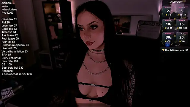 Snapshot of SofiRusselle chatting on September 2025 03:51:01 PM SofiRusselle online show from September 2025 03:51:01 PM