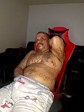 yellowwetfox online show from February 2026 02:16:02 PM