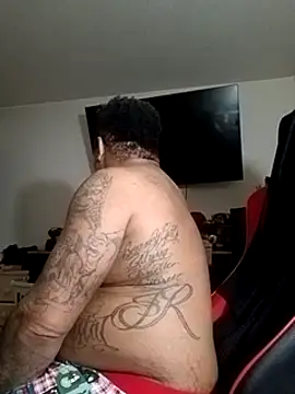 yellowwetfox online show from December 2024 02:57:01 AM